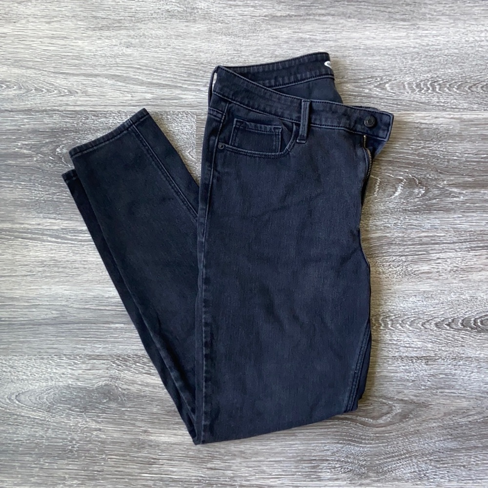 Old Navy Rockstar Super Skinny High Rise Jeans